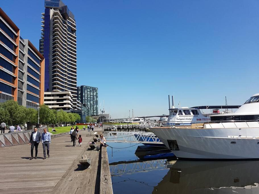 Melbourne Docklands Riverside Views Kültér fotó