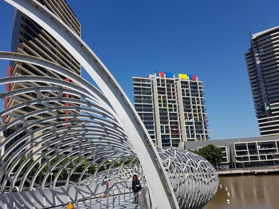 Melbourne Docklands Riverside Views Kültér fotó